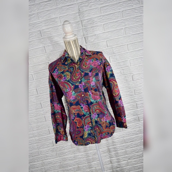 Vintage Tops - Vtg County Seat Nuovo | Paisley & Floral Button Up